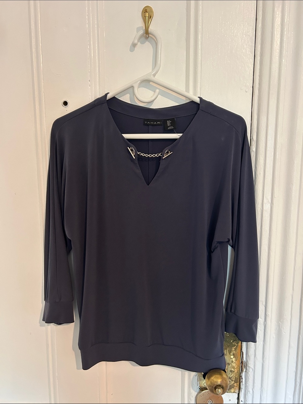 Tahari Dark Gray Chain-Detail V-Neck Long Sleeve Top